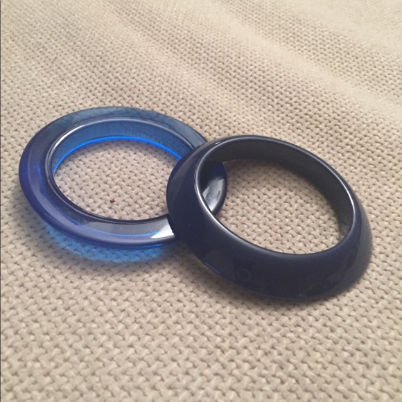 Bangle - Picture 2 of 2